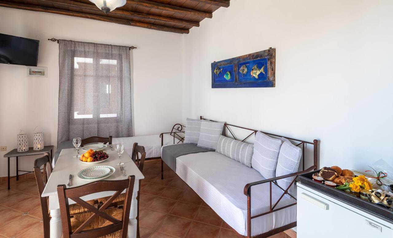 Cochili Rooms & Apartments Азолимнос Экстерьер фото